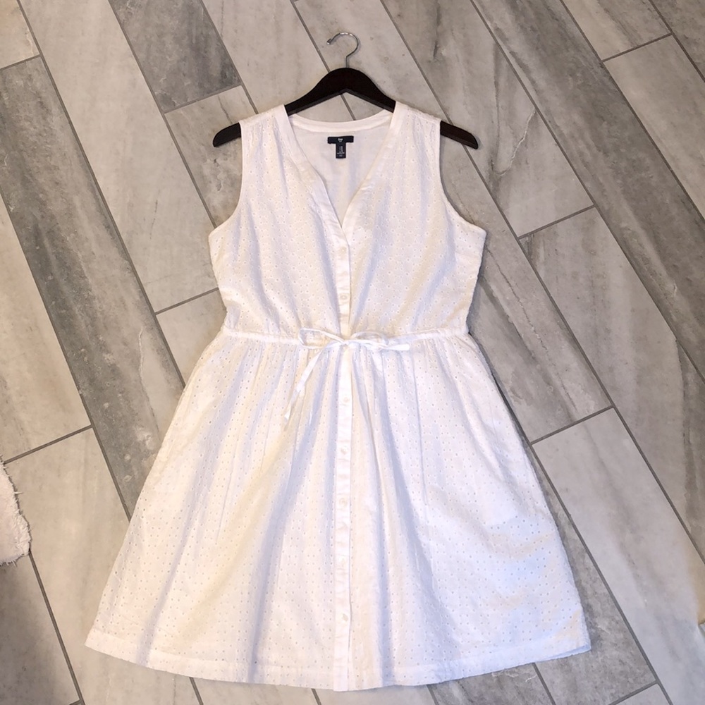 Gap white eyelet sleeveless dress